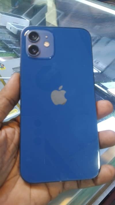 Apple iPhone 12