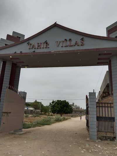 Residential Plot Of 100 Square Yards Is Available For Sale
