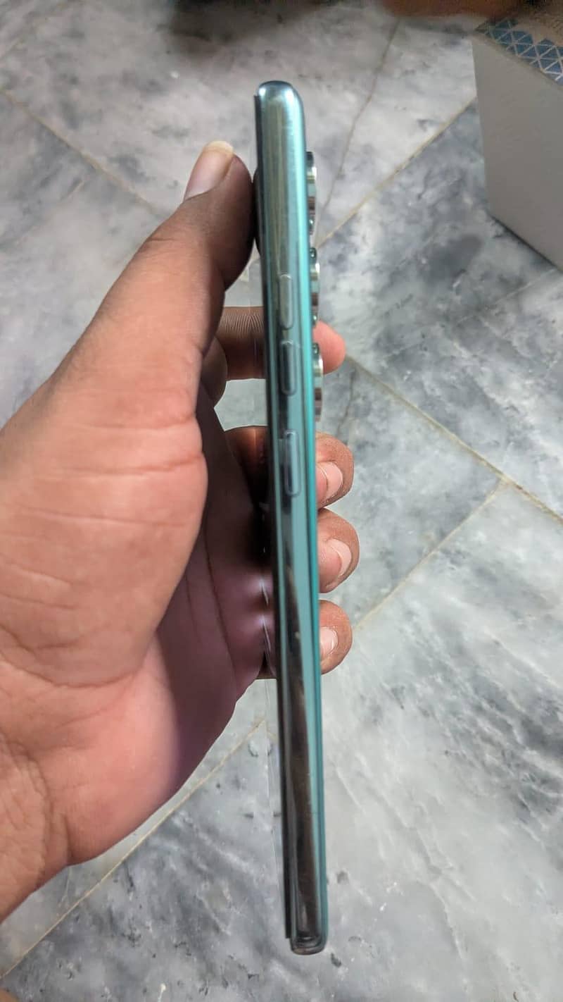 Tecno CAMON 40 7