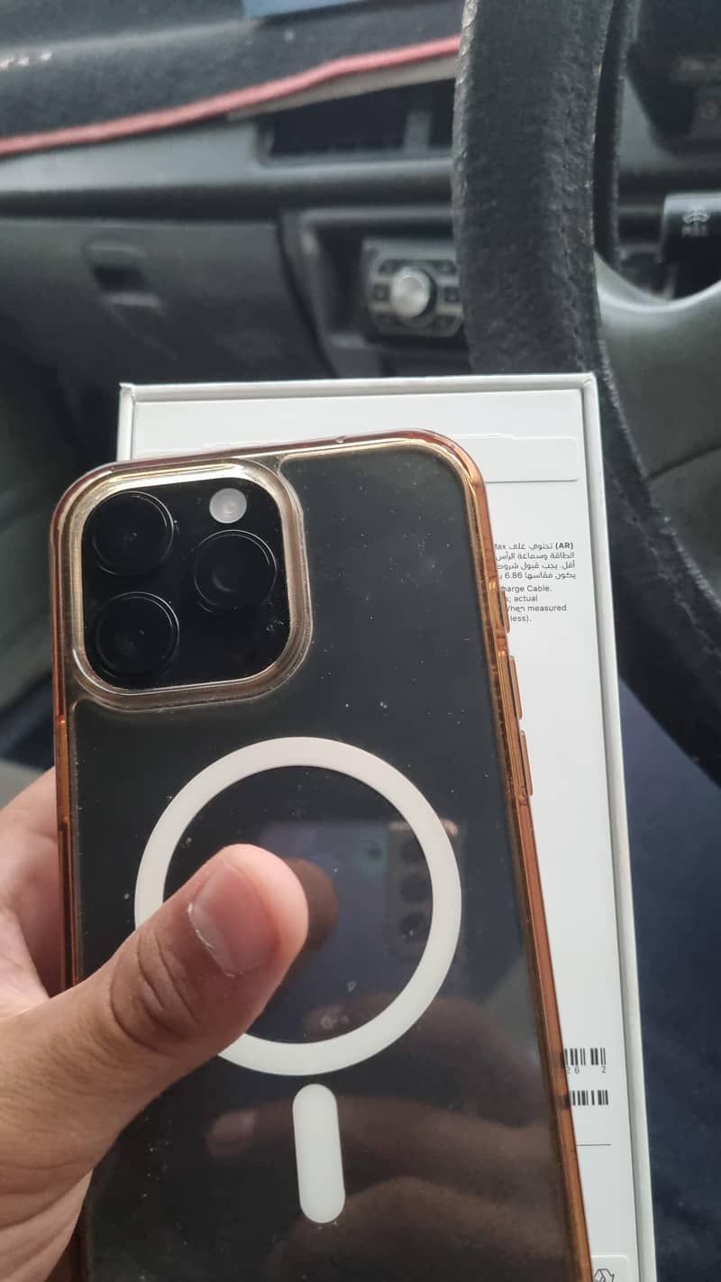iphone 16 pro max 1