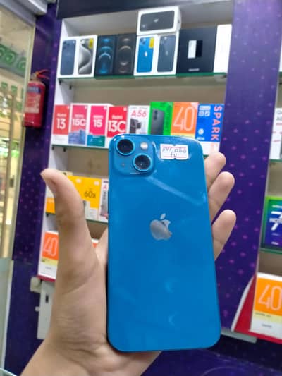 Apple iPhone 13