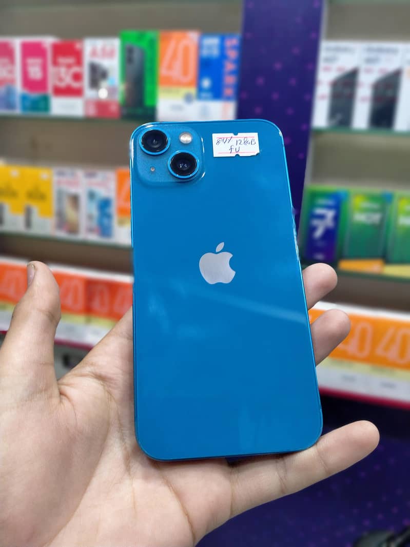 Apple iPhone 13 5