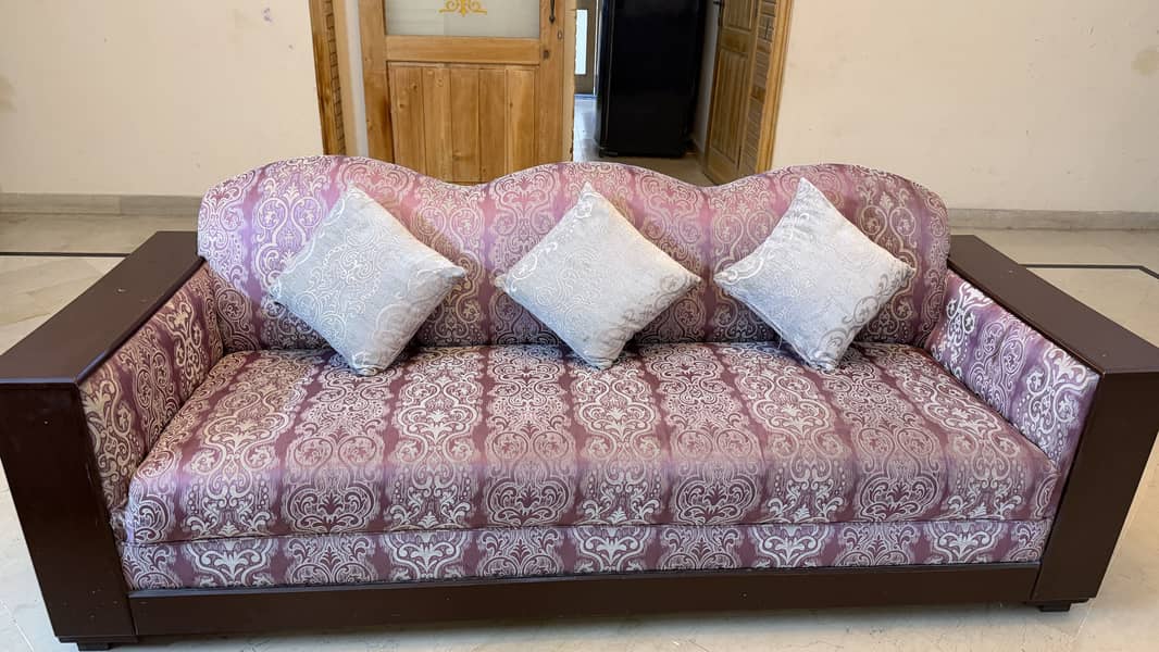 7 seater sofa 0