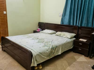 Solid Wood Double Bed Set with Dressing Table & Side Tables (Used)