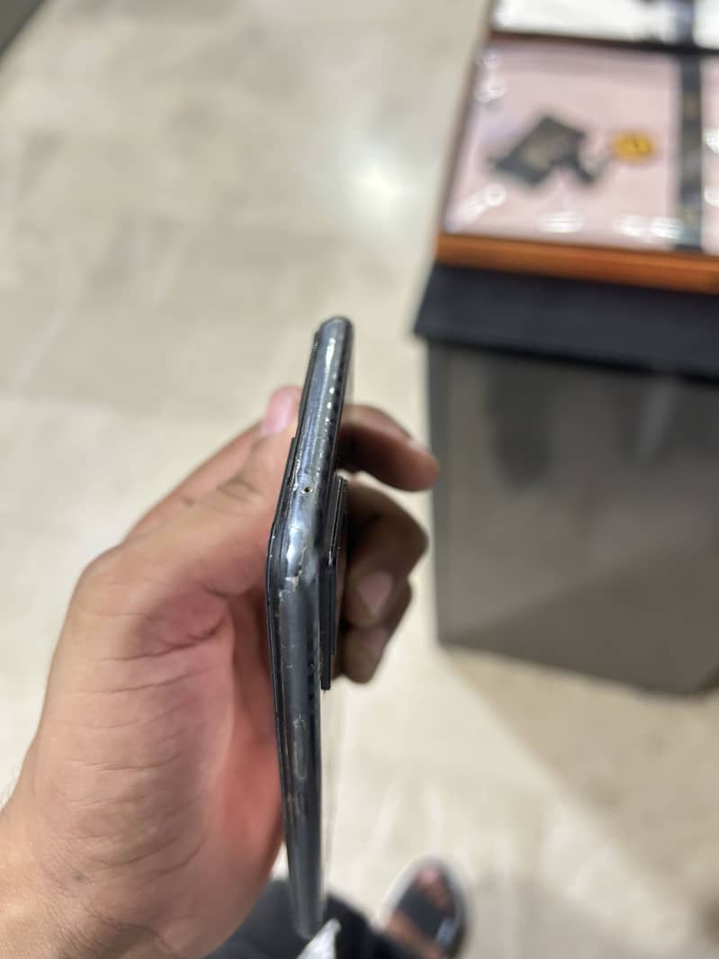 Vivo v21 e 3