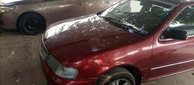 Nissan Sunny 2000