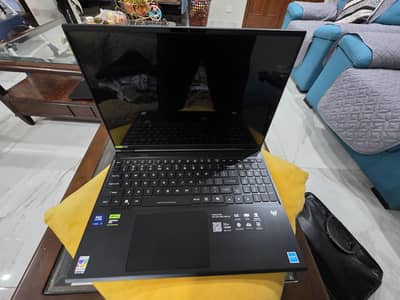 Acer Helios 16s 5070 ti core 9 ultra 32/1tb OLED 240hz