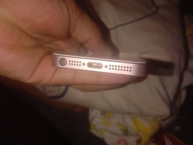 Apple iPhone SE 2
