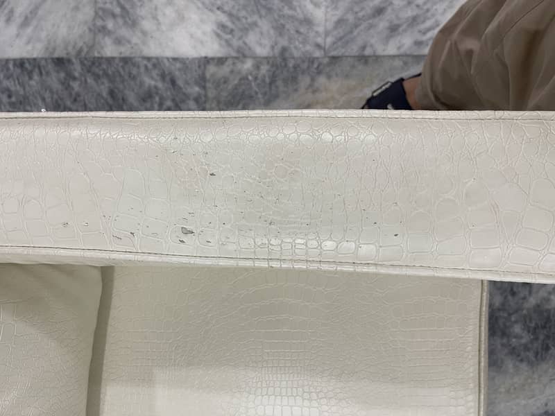 L shape sofa 13 seaters 5