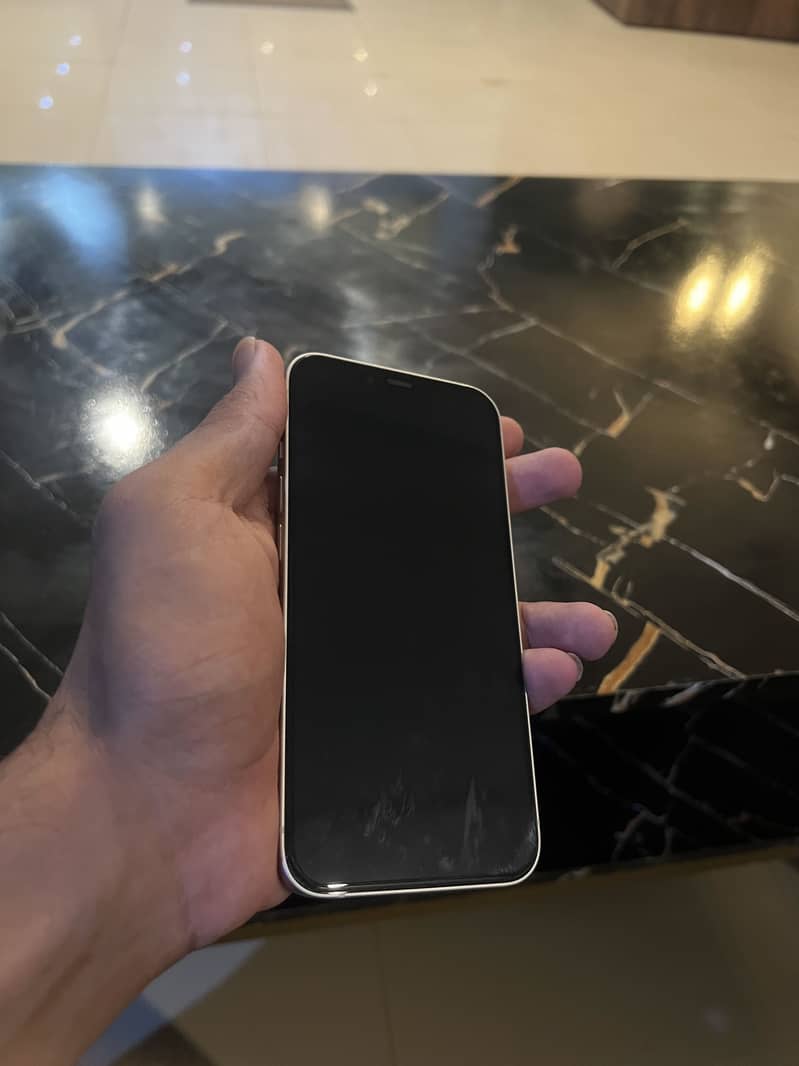 Apple iPhone 14 6