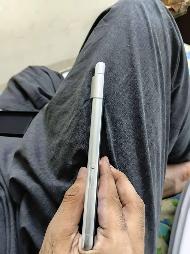 Google Pixel 7 2