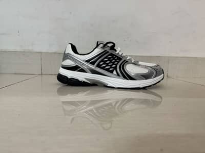 Outfitter’s MULTI-PIECE sneakers - EU 45 - never worn outside