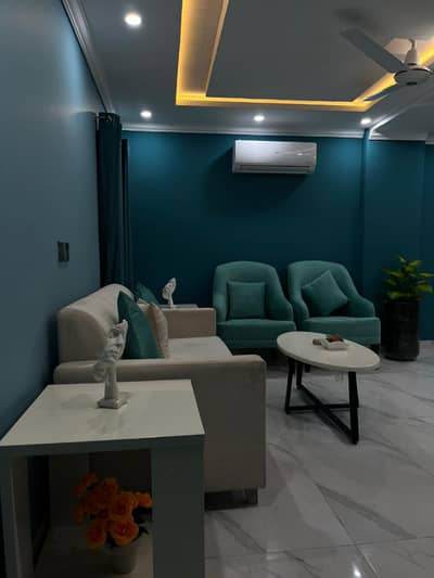 Two Bed apartment For Rent Daily Basis weekly Long Trem bahria town lahore