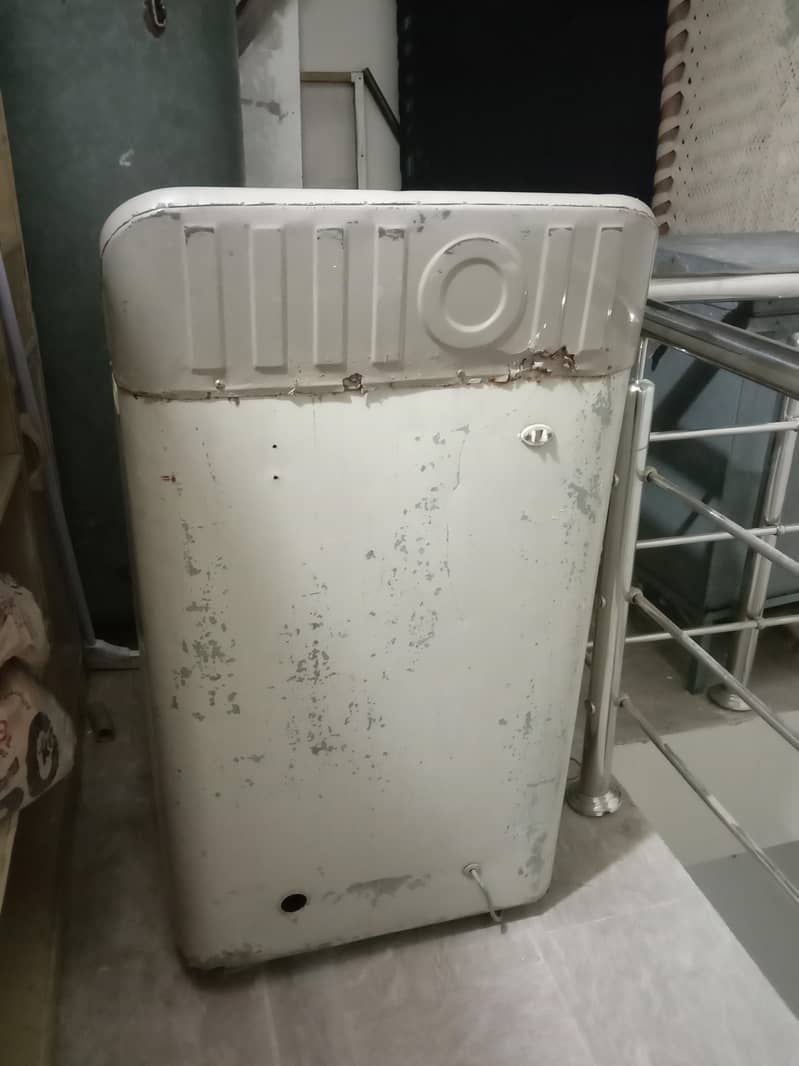 Indus Washing Machine 5