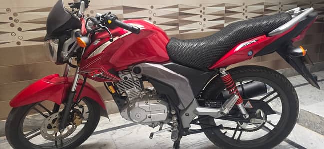 Suzuki GSX-125 2025