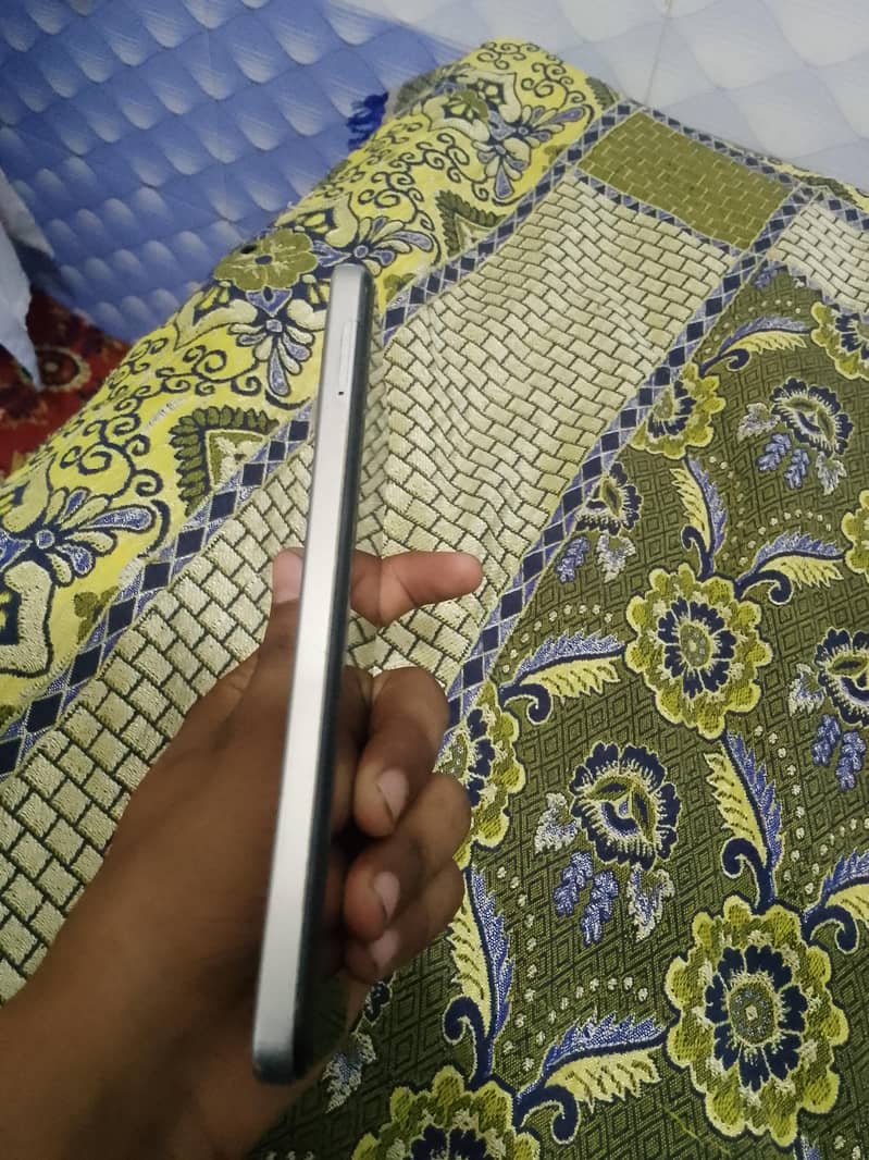 itel A90 2