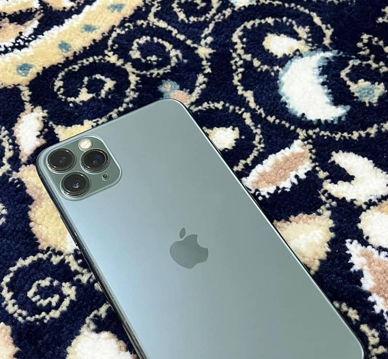 Apple iPhone 11 0