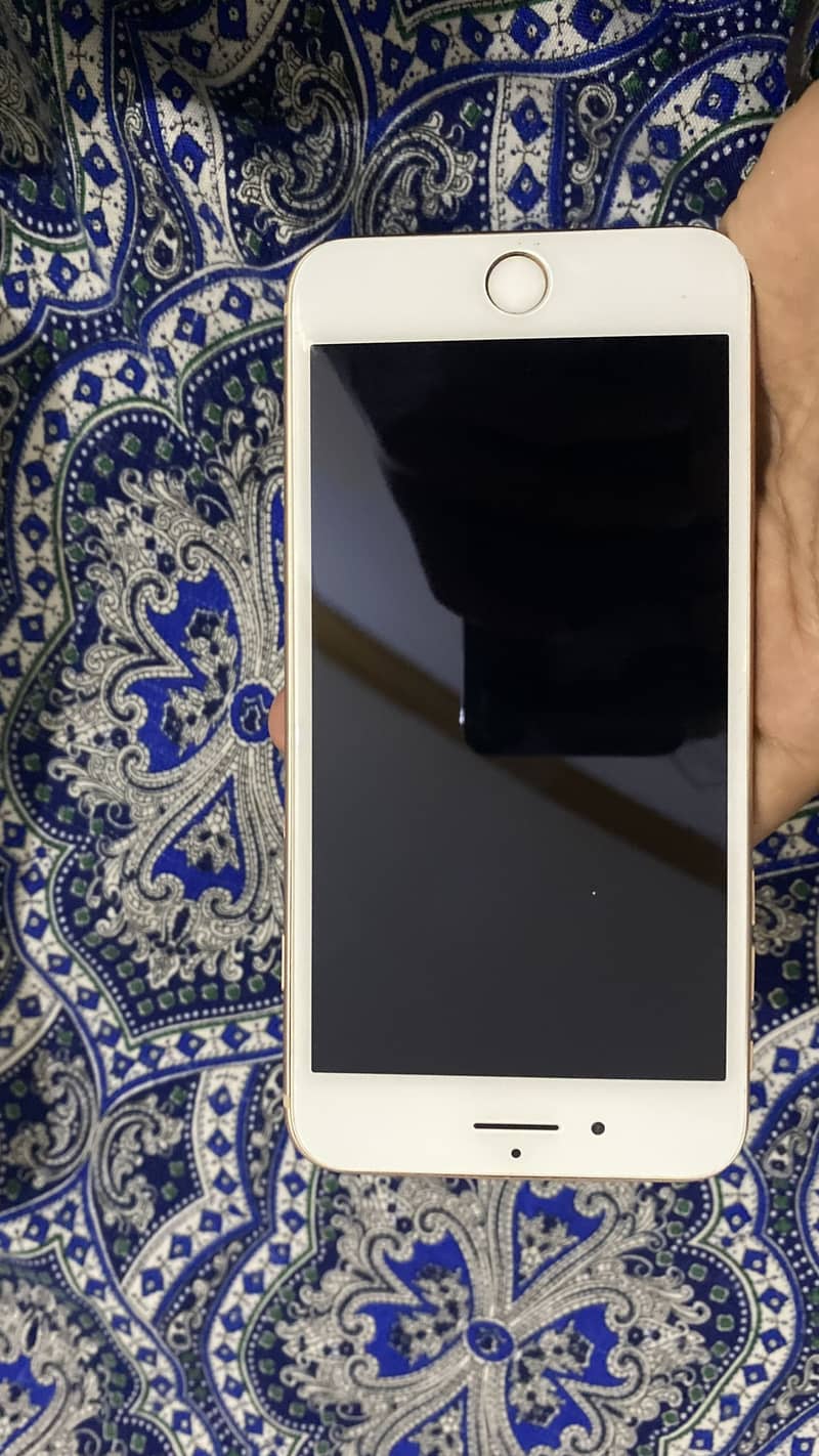 Apple iPhone 8 Plus 2
