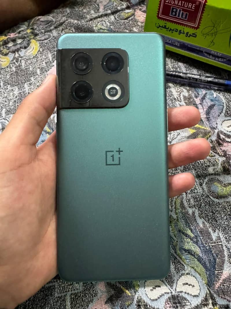 One Plus 10 Pro 0
