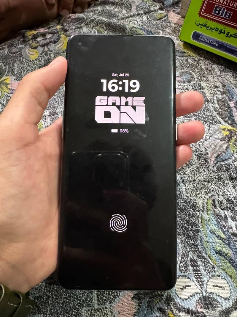One Plus 10 Pro 1