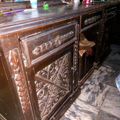Chaniotie King size Bed
