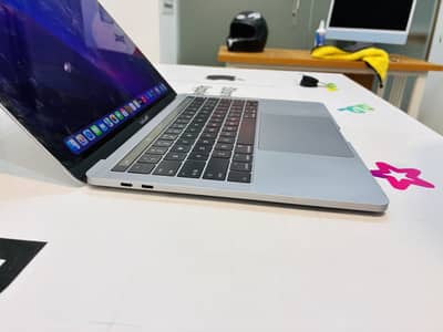 MacBook Pro (13-inch, 2016) -