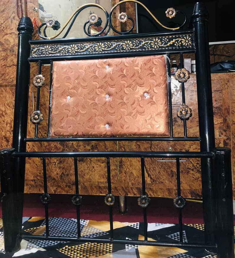 Bed Selling 1