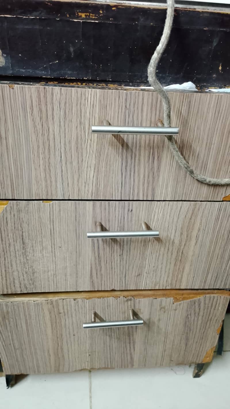 side tables 0
