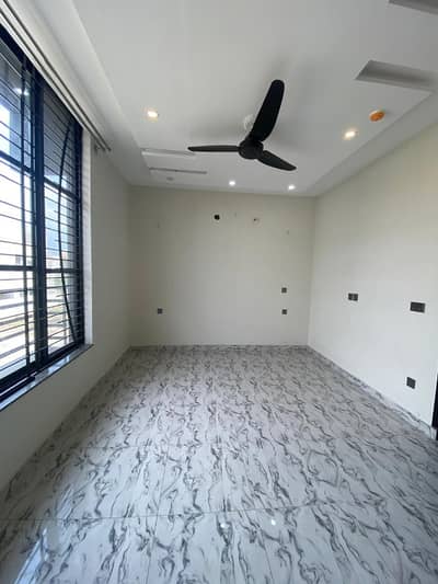 5 Marla Upper Portion For Rent