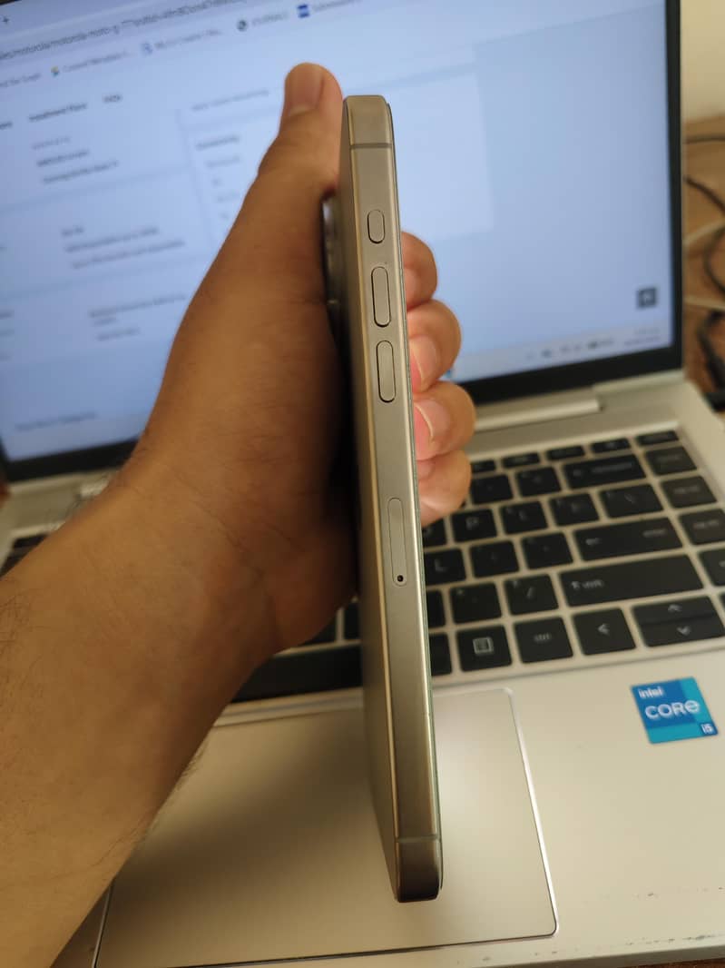 Apple iPhone 15 Pro Max 3