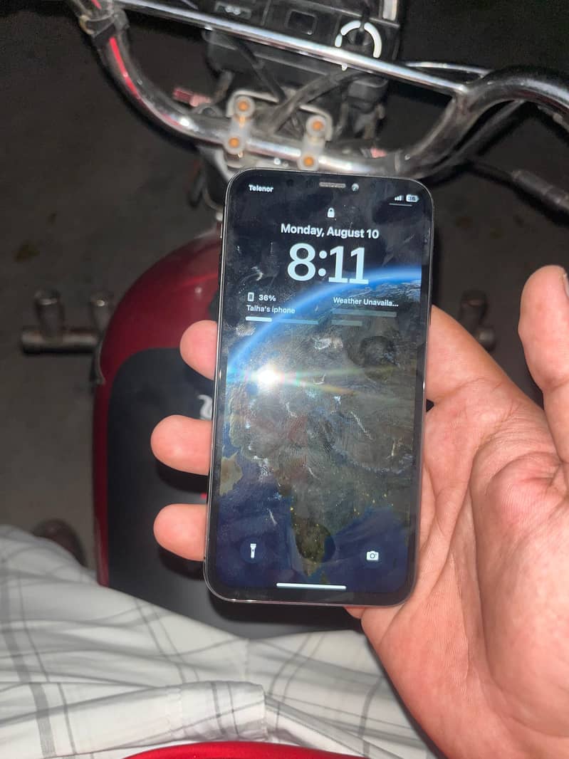 Apple iPhone X 3