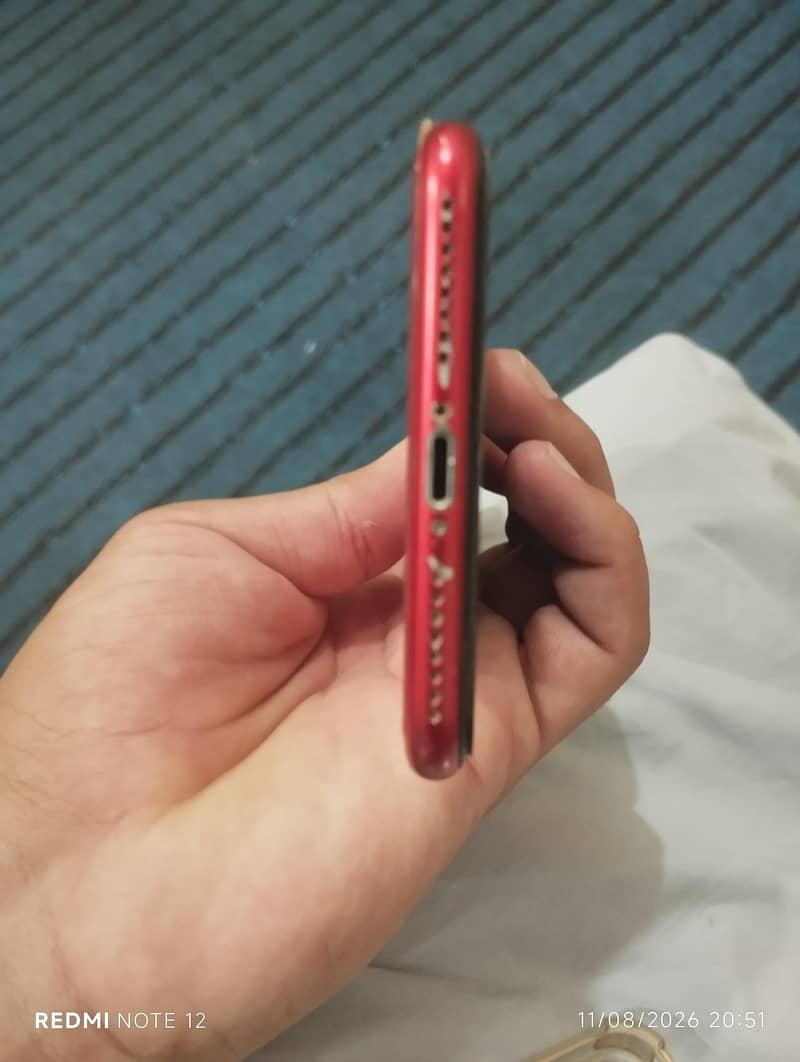Apple iPhone 8 Plus 1