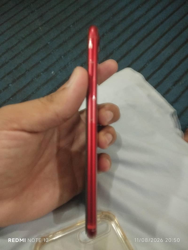 Apple iPhone 8 Plus 3