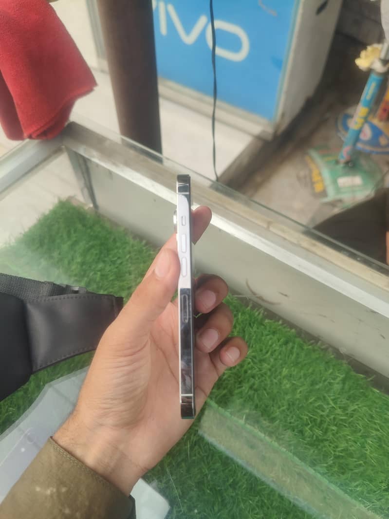 Apple iPhone 13 Pro 5