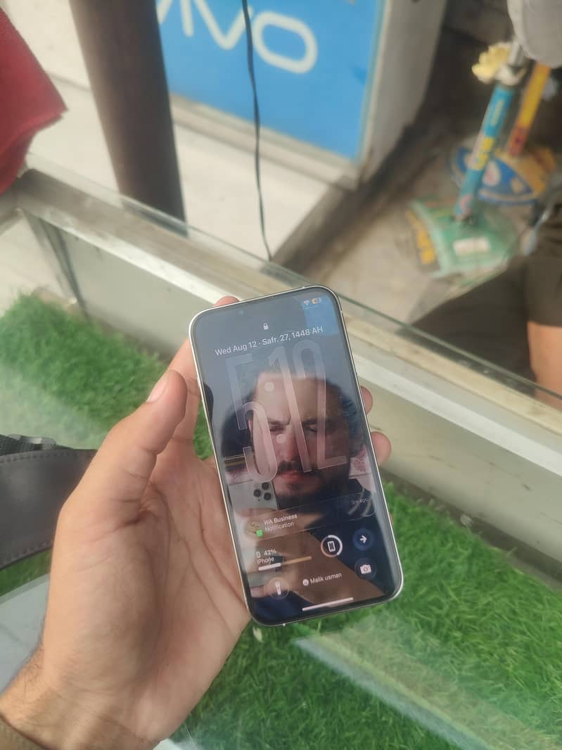Apple iPhone 13 Pro 6