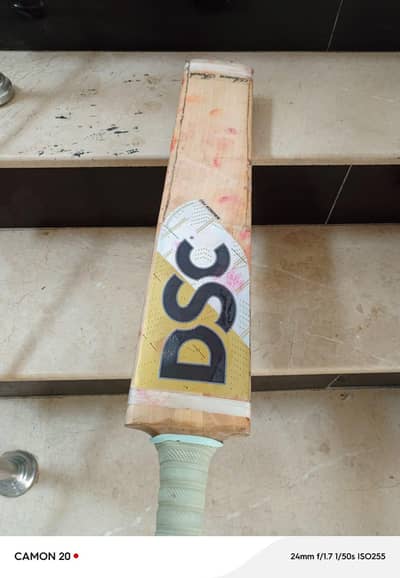 English Willow Cricket Bat Stright Grains