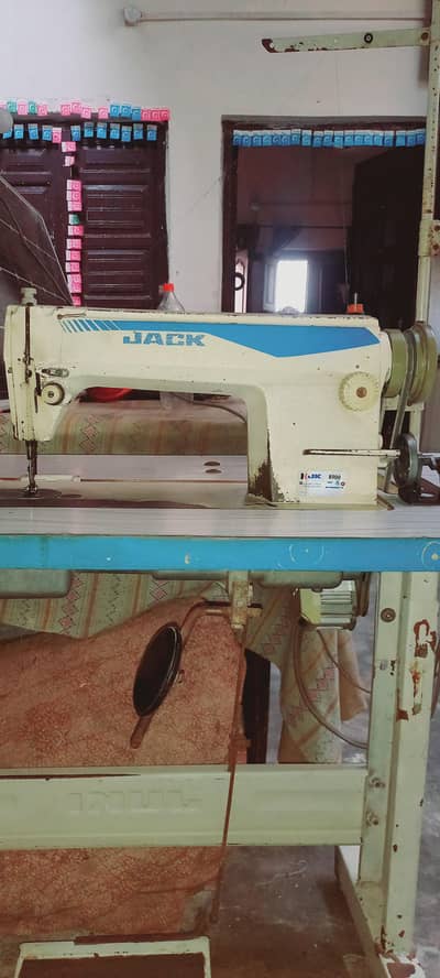 Jack sewing machine original condition