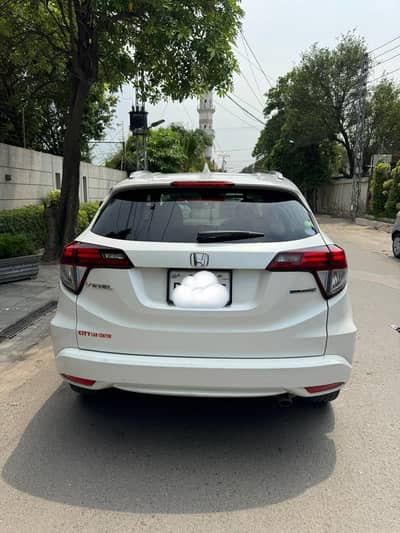 Honda Vezel 2015