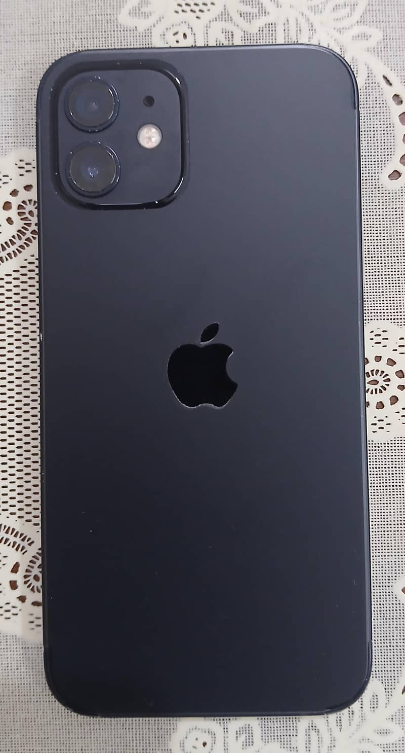 iPhone 12 3