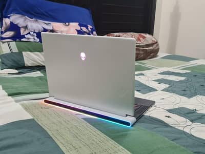 Dell Alienware X16