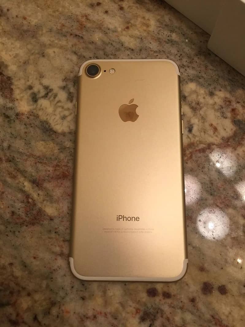Apple iPhone 7 0