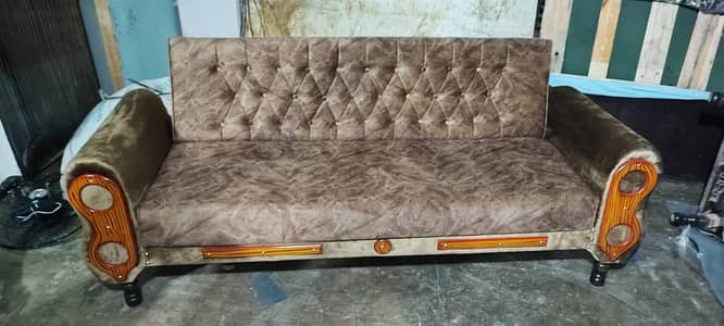 sofa combed