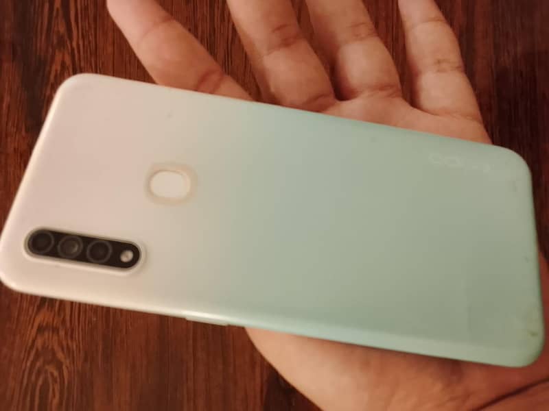OPPO A31 3