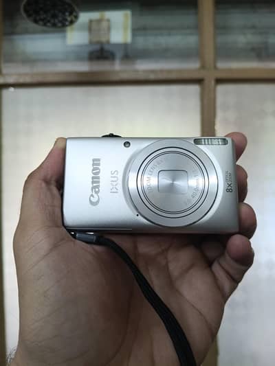 Canon IXUS 132 16 Megapixels Digital Camera