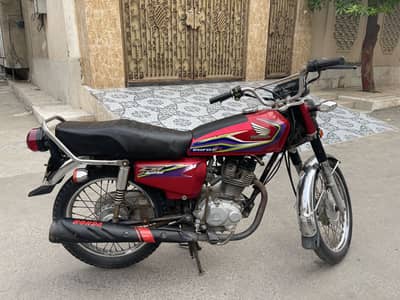 Honda cg 125 (2017) Total jeniun bike