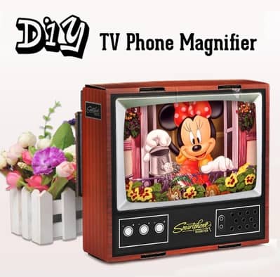 Mobile Phone Megnifier TV Specification: Product Name: Retro TV Phone