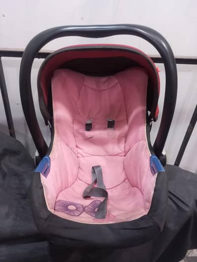 Baby seater