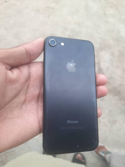 Apple iPhone 7