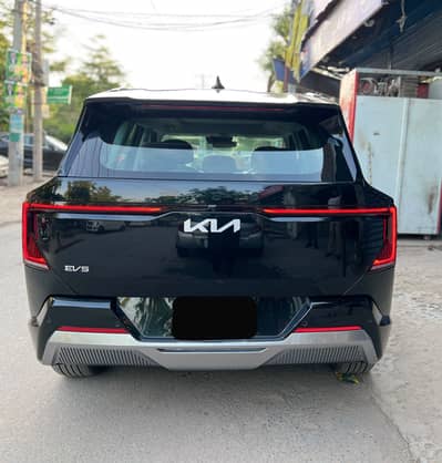 KIA EV5 Earth