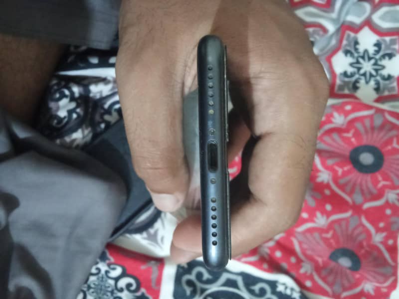 Apple iPhone 8 2